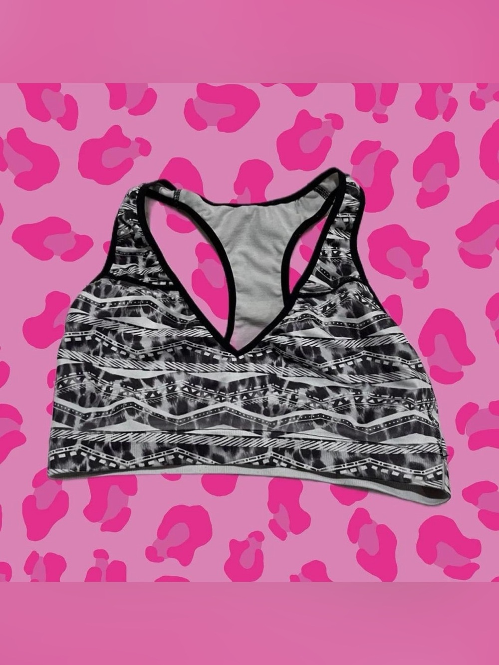 Sports bra